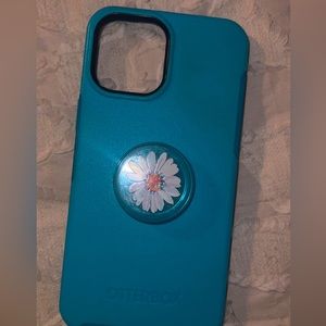 OtterBox case w popsocket for iPhone 12/13 promax.